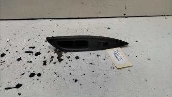 Interrupteur de leve vitre arriere droit