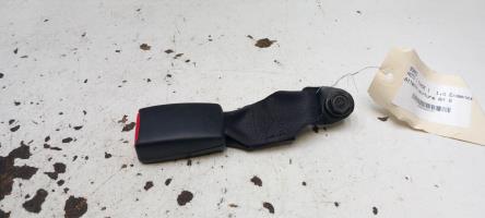 Attache ceinture arriere gauche