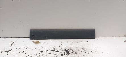 Baguette de porte arriere gauche 