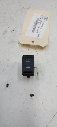 Interrupteur de leve vitre arriere droit