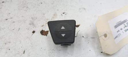 Interrupteur de leve vitre avant gauche
