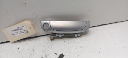 Poignee porte avant gauche