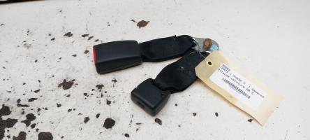 Attache ceinture arriere gauche