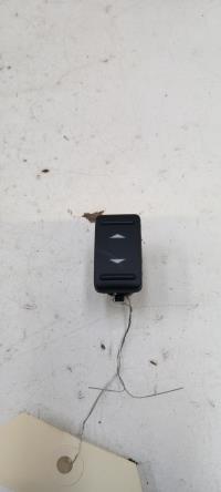 Interruptor de elevalunas trasero derecho