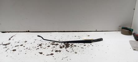 Bras essuie glace avant droit