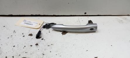 Poignee porte avant gauche
