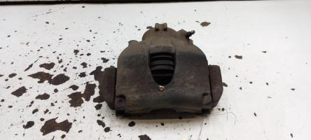 Etrier avant gauche (freinage)