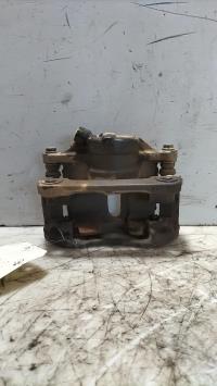 Etrier avant gauche (freinage)