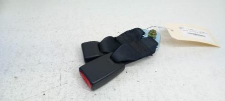 Attache ceinture arriere gauche