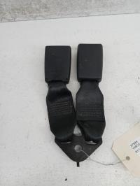 Attache ceinture arriere gauche