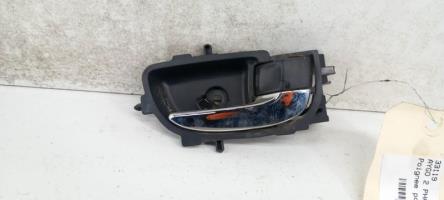 Poignee porte avant droit