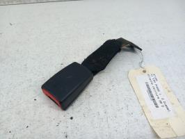 Attache ceinture arriere gauche