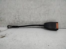 Attache ceinture avant gauche