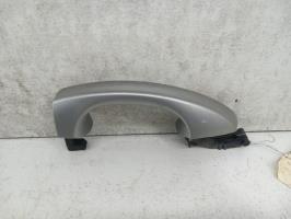 Poignee porte avant gauche