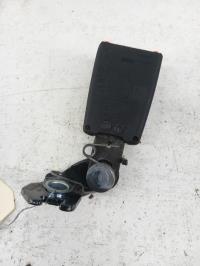 Attache ceinture arriere gauche