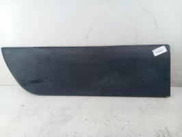 Baguette de porte avant gauche