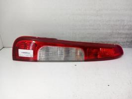 Fanale posteriore principale sinistro (luci)