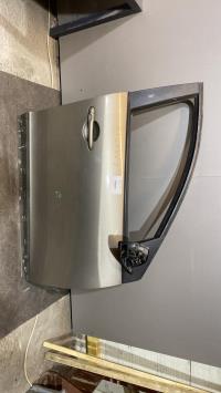 Puerta delantera derecha
