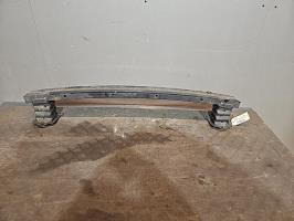 Renfort pare choc avant (traverse)