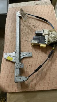 Leve vitre electrique avant gauche