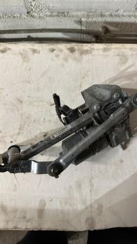 Moteur essuie glace avant gauche