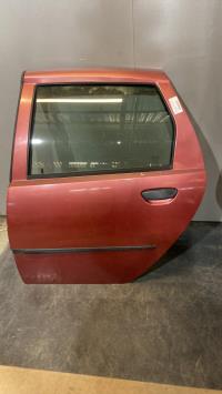 Puerta trasera izquierda