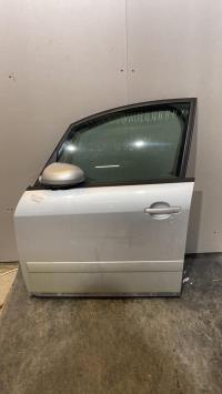 Porte avant gauche