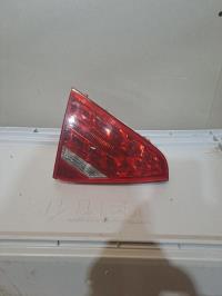 Luz trasera secundaria izquierda (luces)
