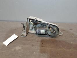 Moteur essuie glace avant
