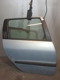 Puerta trasera izquierda