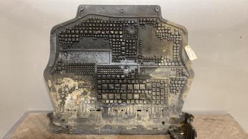 Cache sous moteur
