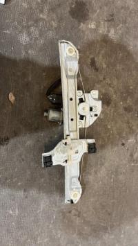 Leve vitre electrique avant gauche