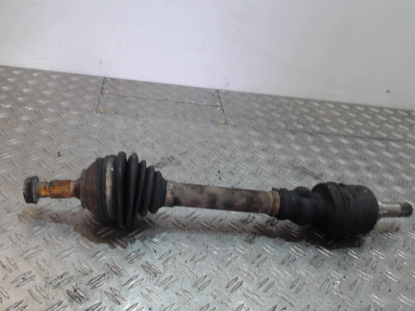 Cardan gauche (transmission)