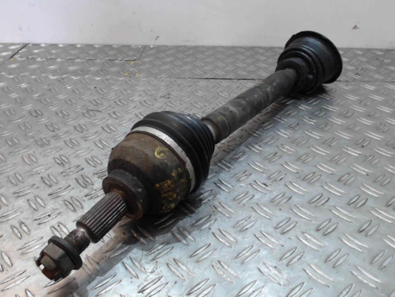 Cardan gauche (transmission)