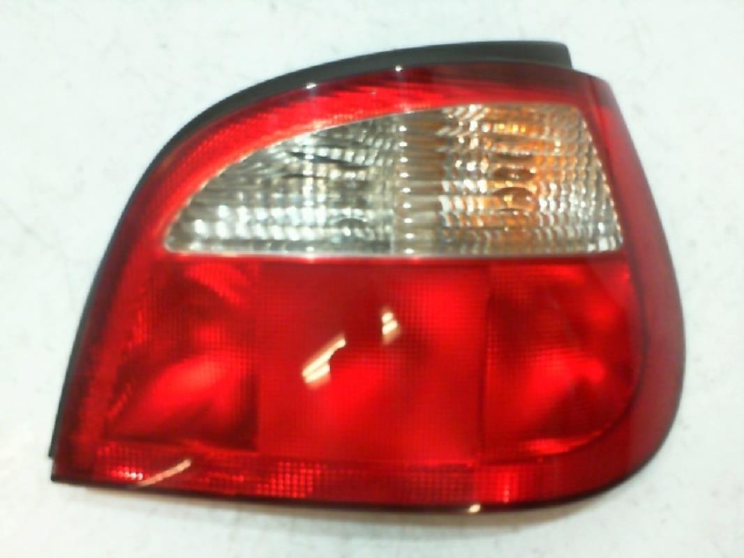 Fanale posteriore principale destro (luci)