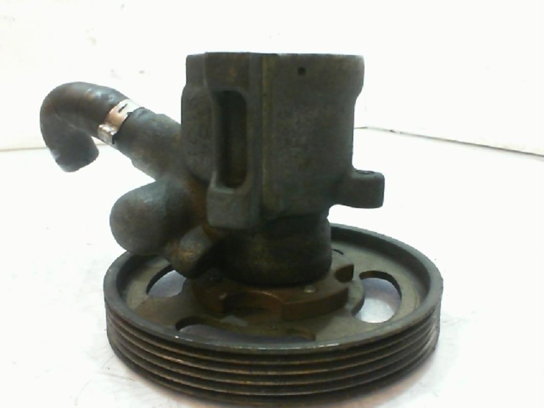 Pompa sterzo