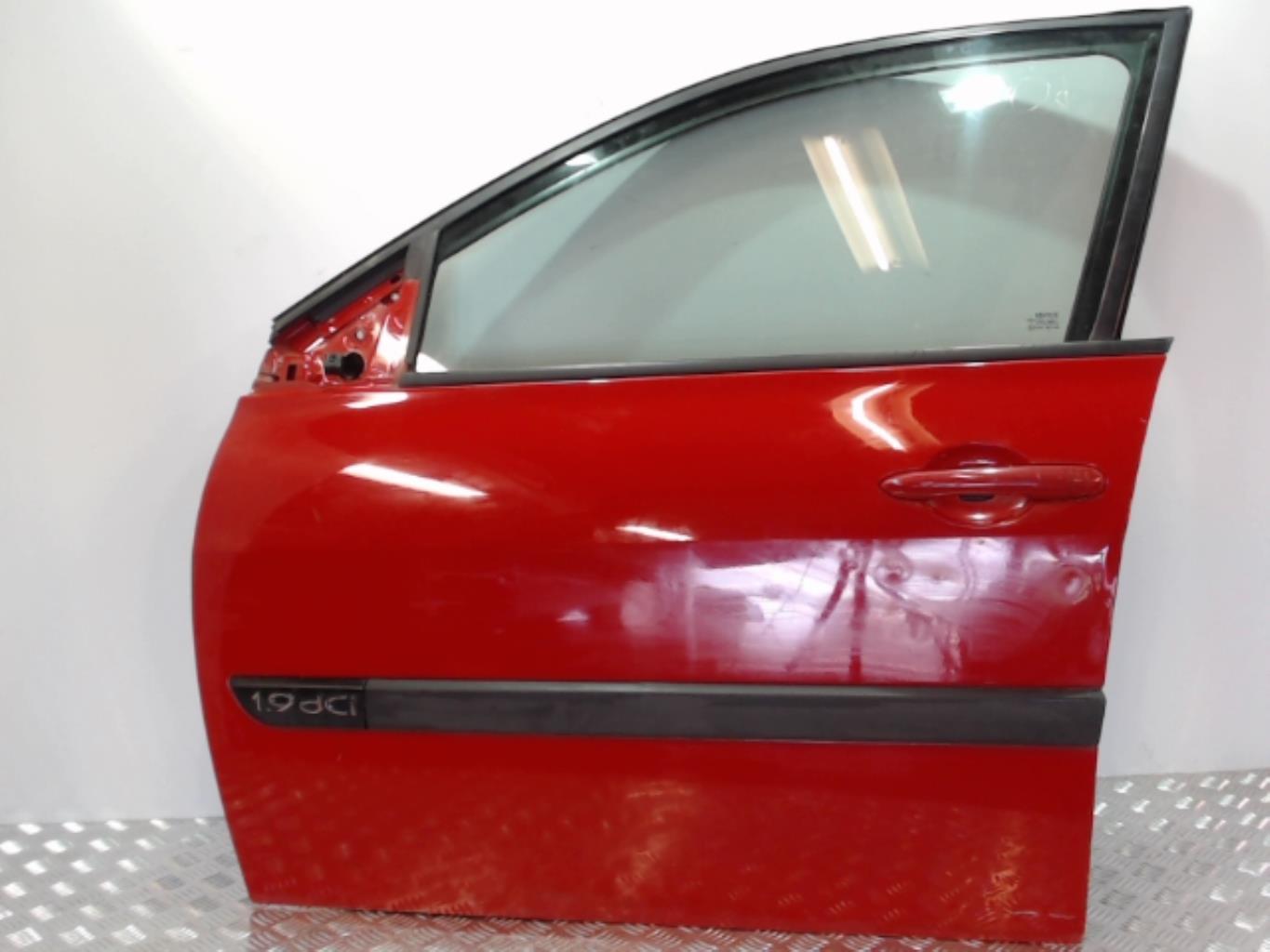 Porte avant gauche