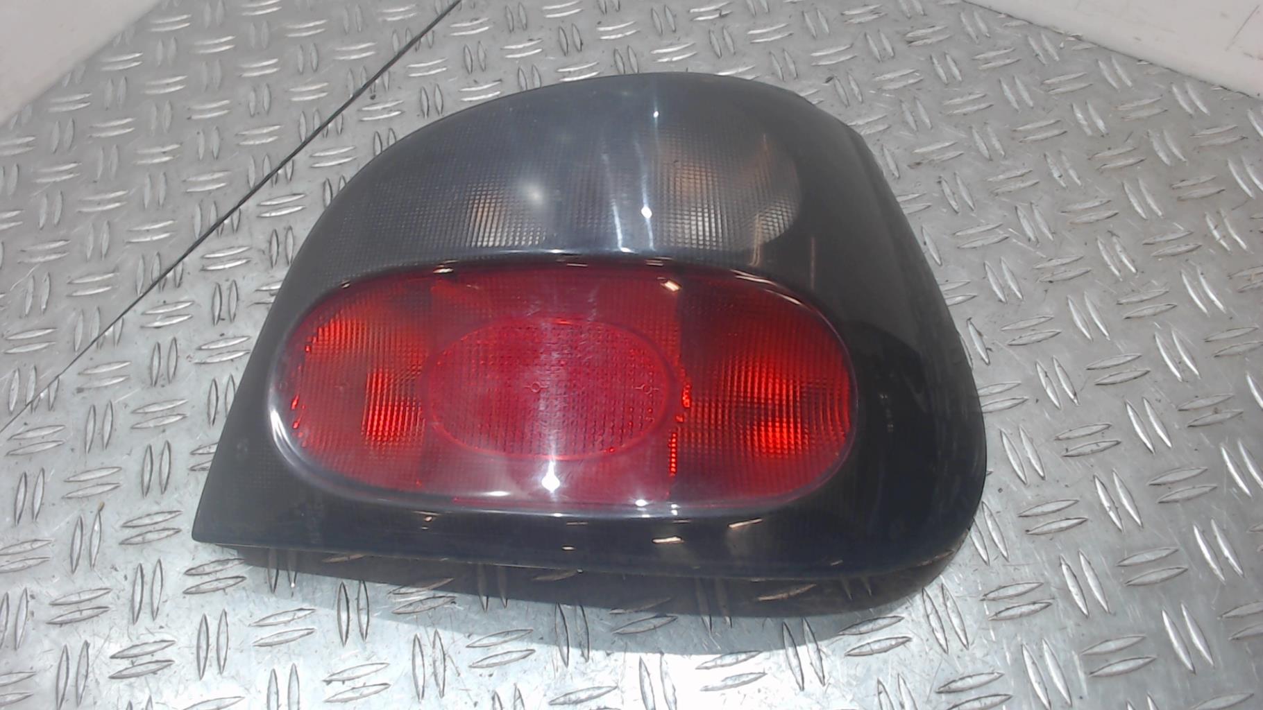 Fanale posteriore principale destro (luci)