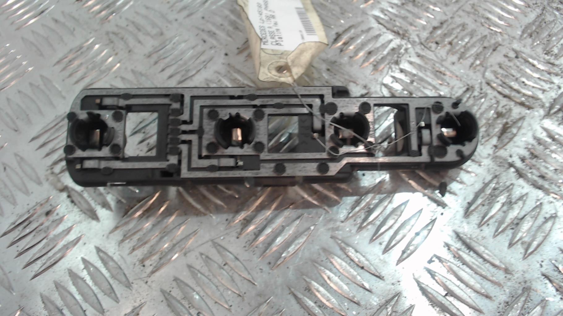 Base portalampade fanale posteriore destro