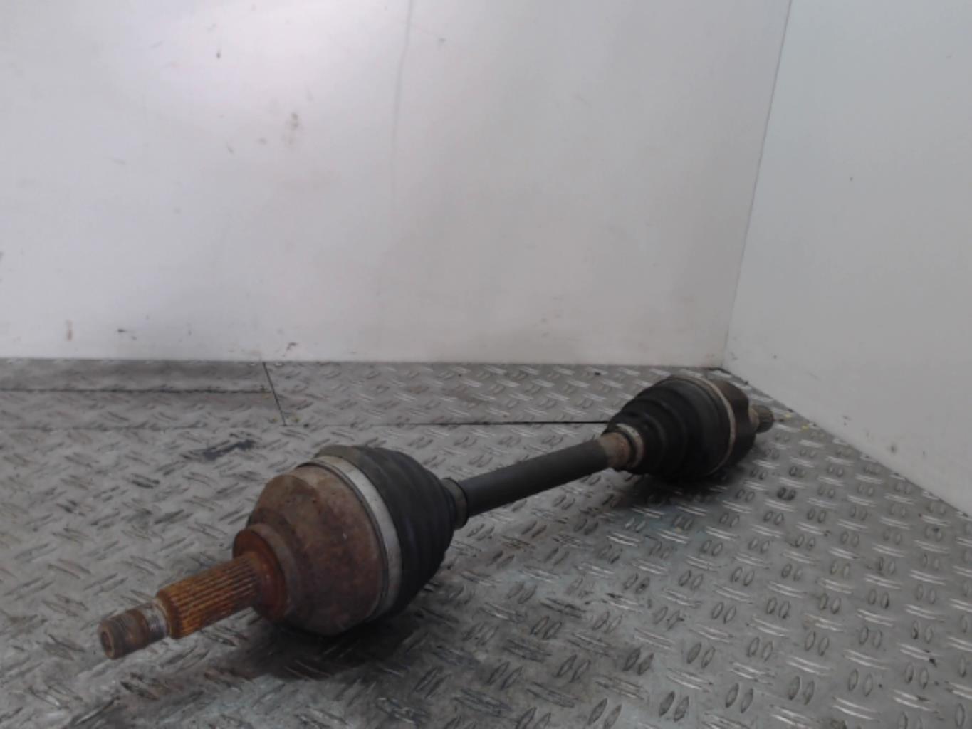Cardan gauche (transmission)