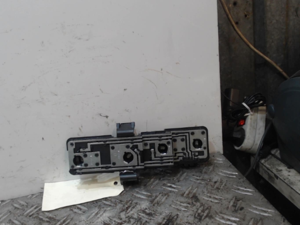 Base portalampade fanale posteriore destro