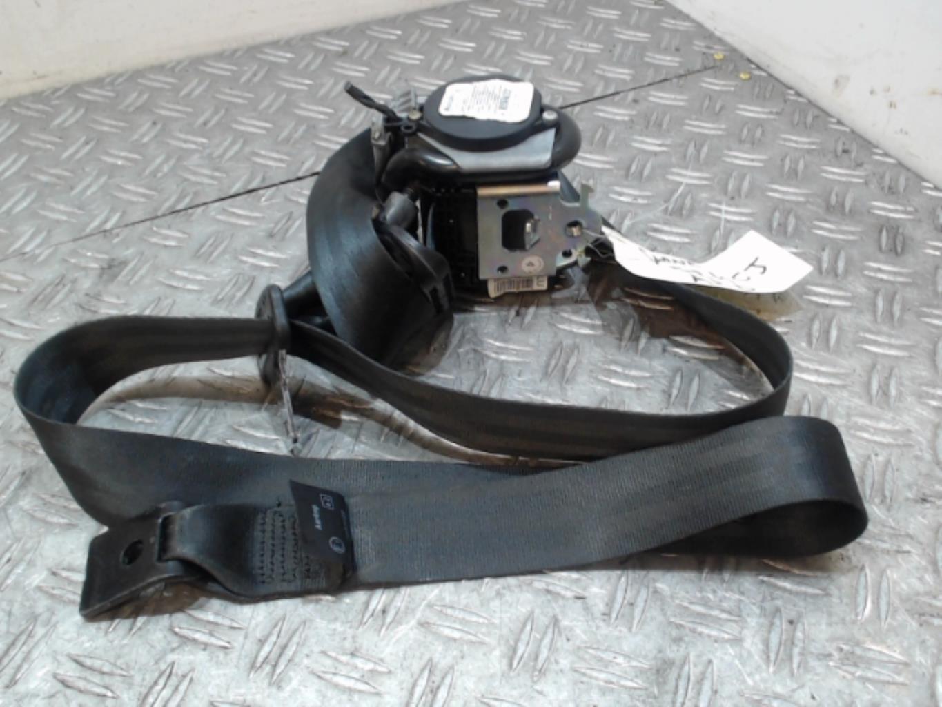 Ceinture arriere droit