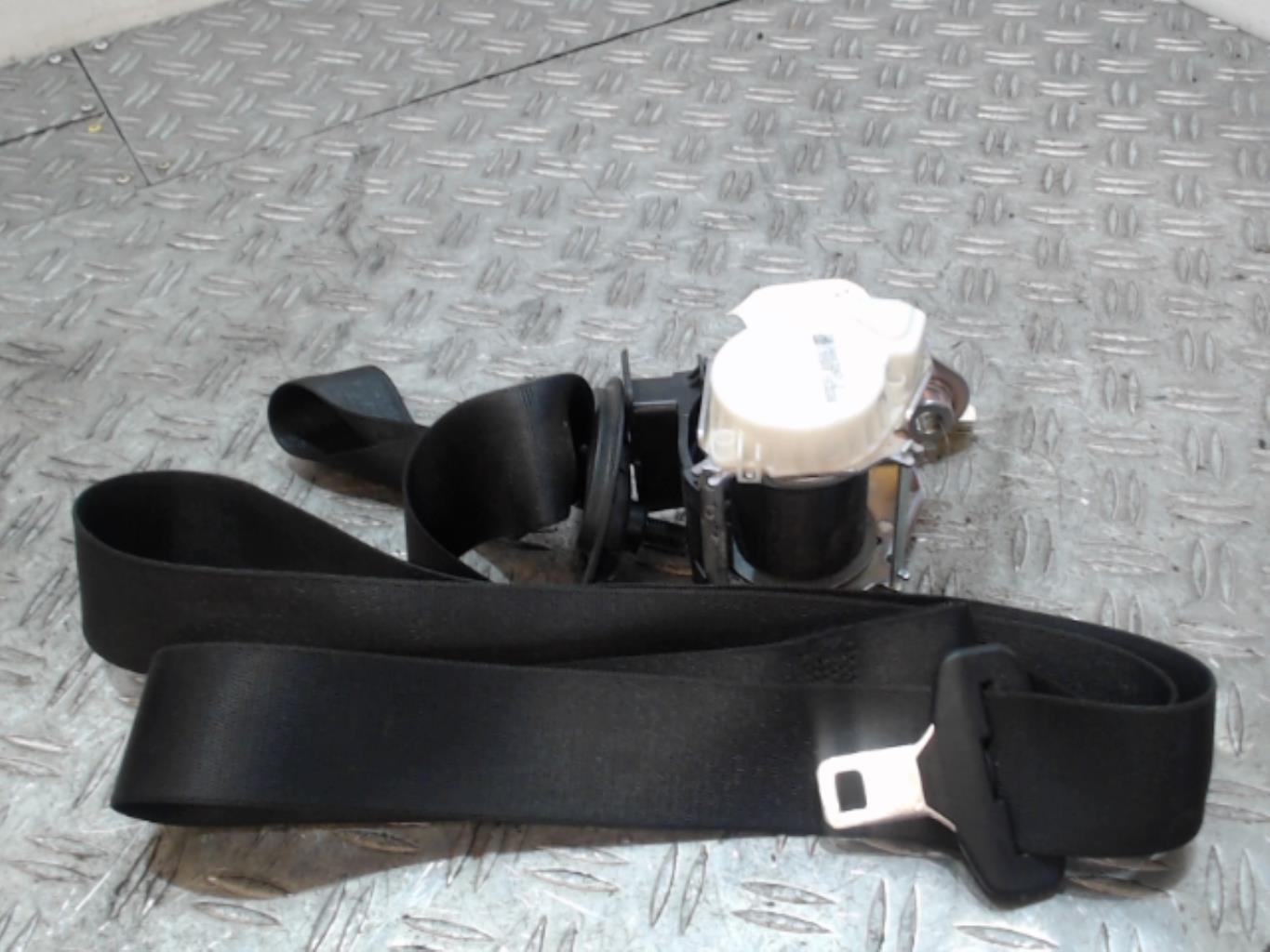 Ceinture avant gauche
