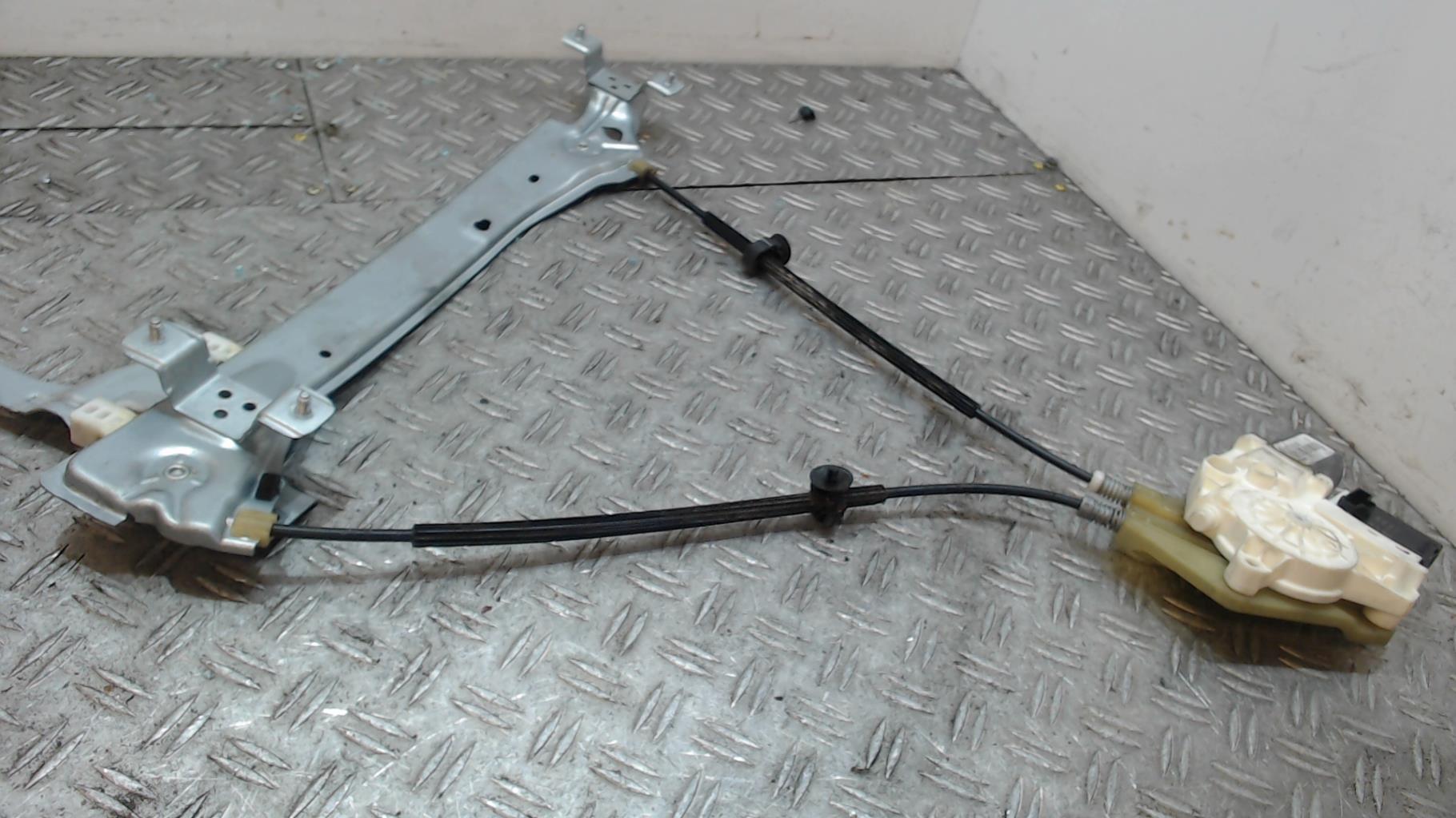 Leve vitre electrique arriere gauche