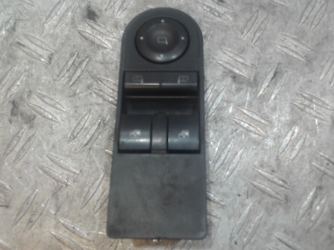 Interruptor de elevalunas
