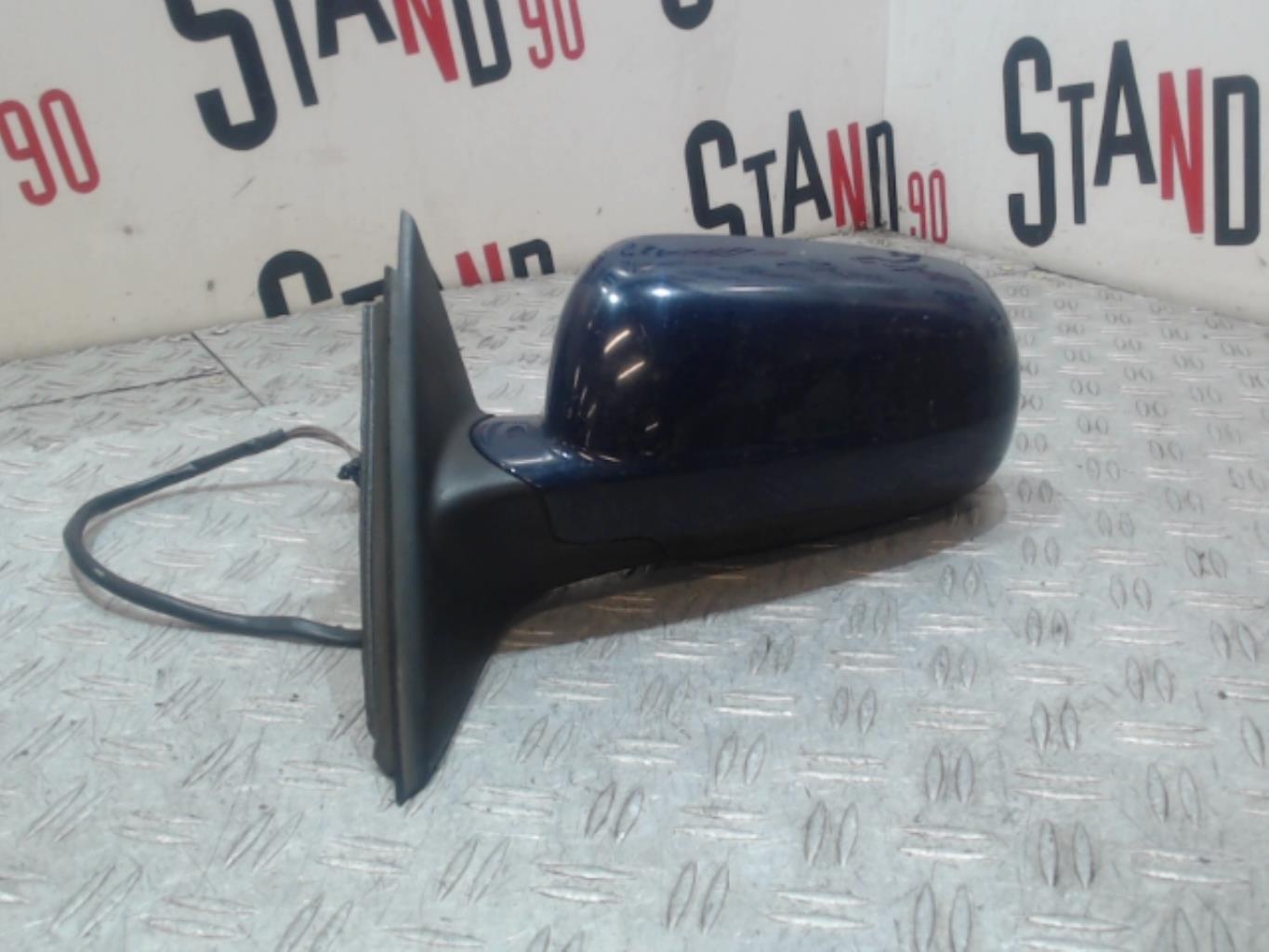 Specchietto retrovisore sinistro