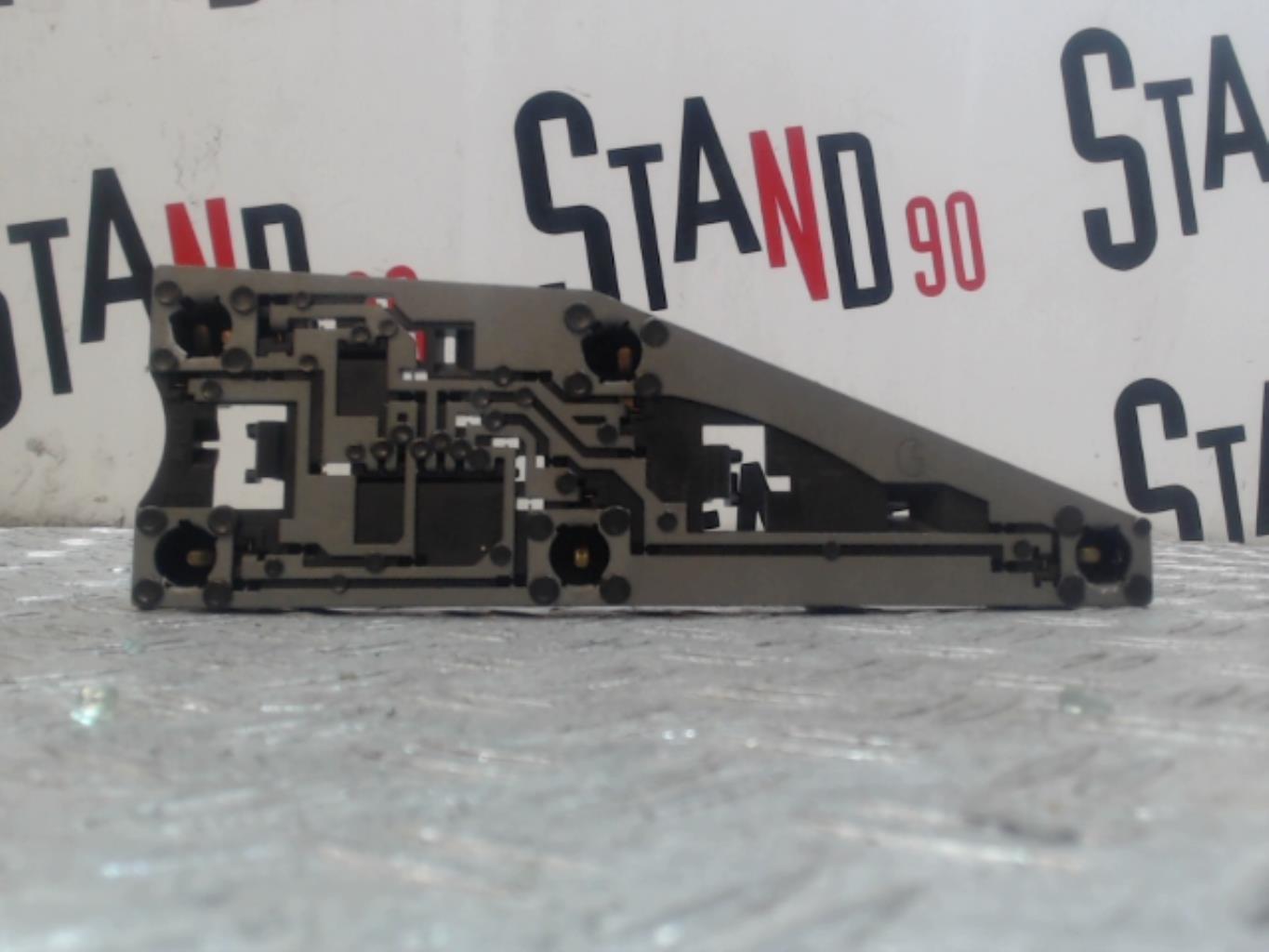 Base portalampade fanale posteriore sinistro