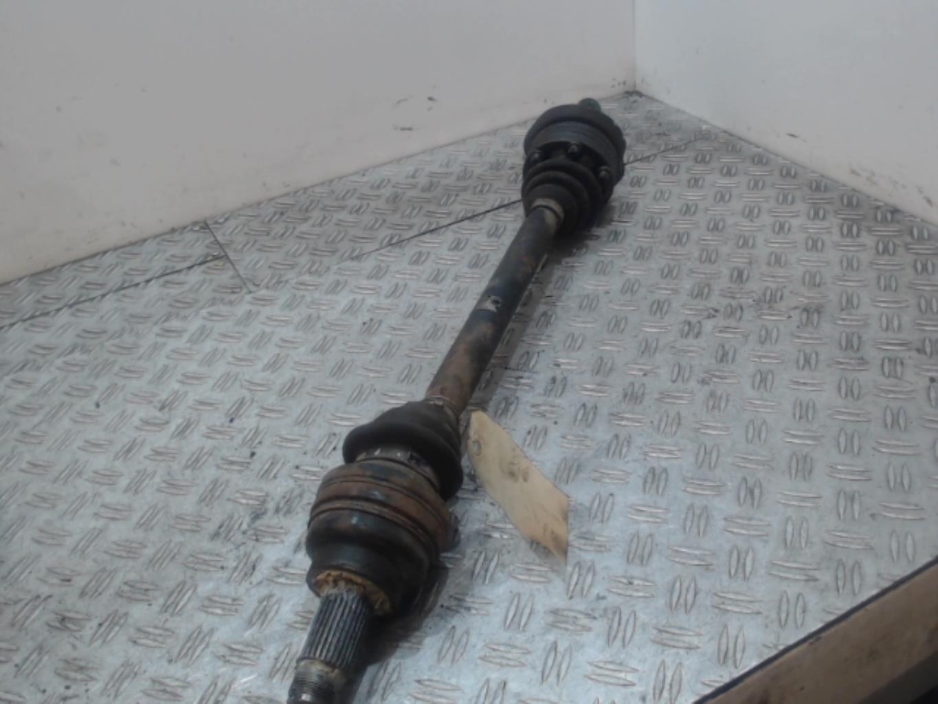 Cardan arriere droit (transmission)