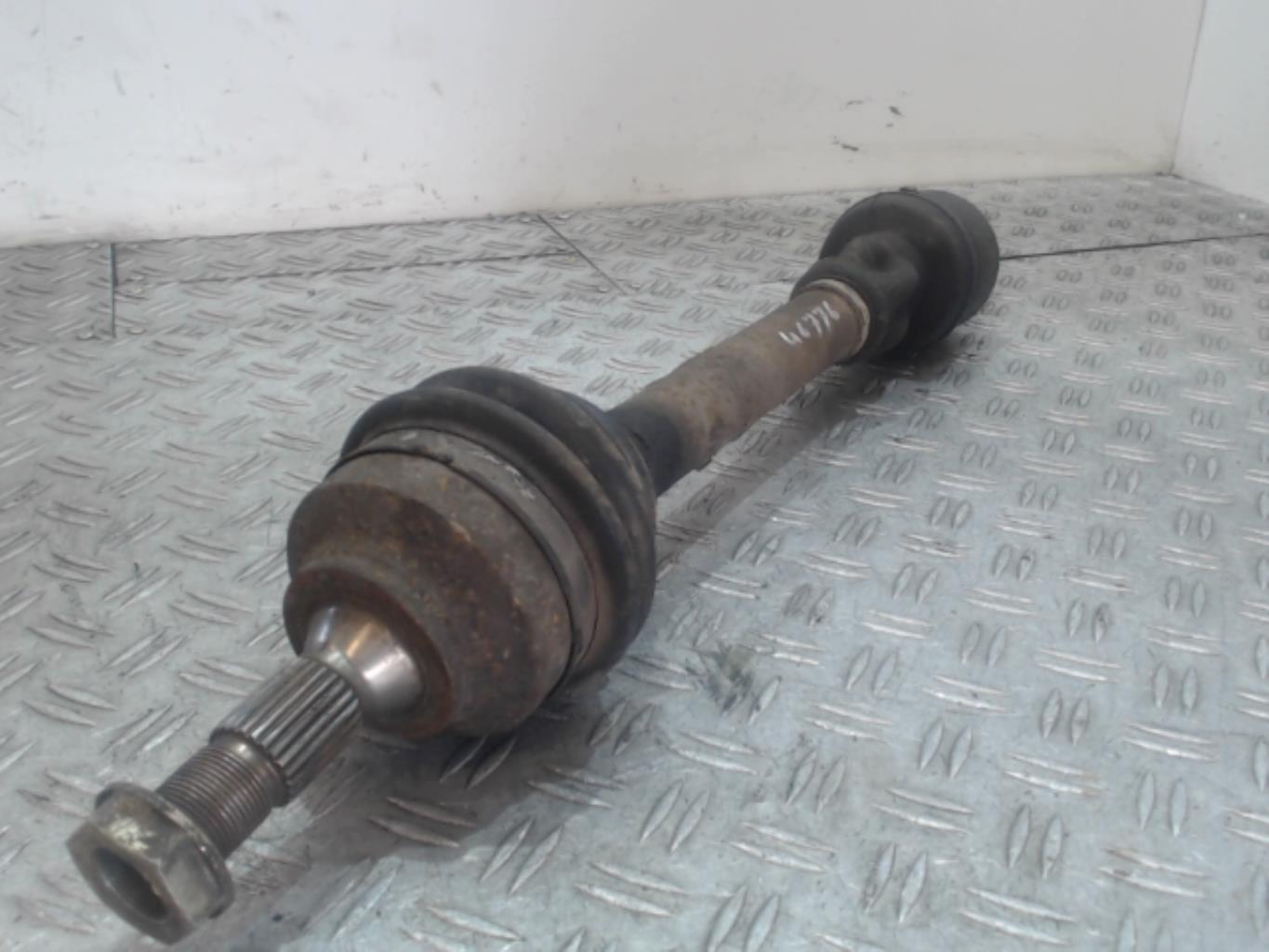Cardan gauche (transmission)