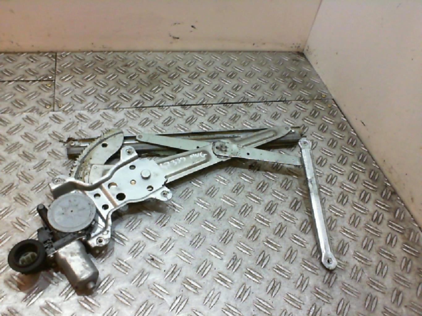Leve vitre electrique avant gauche